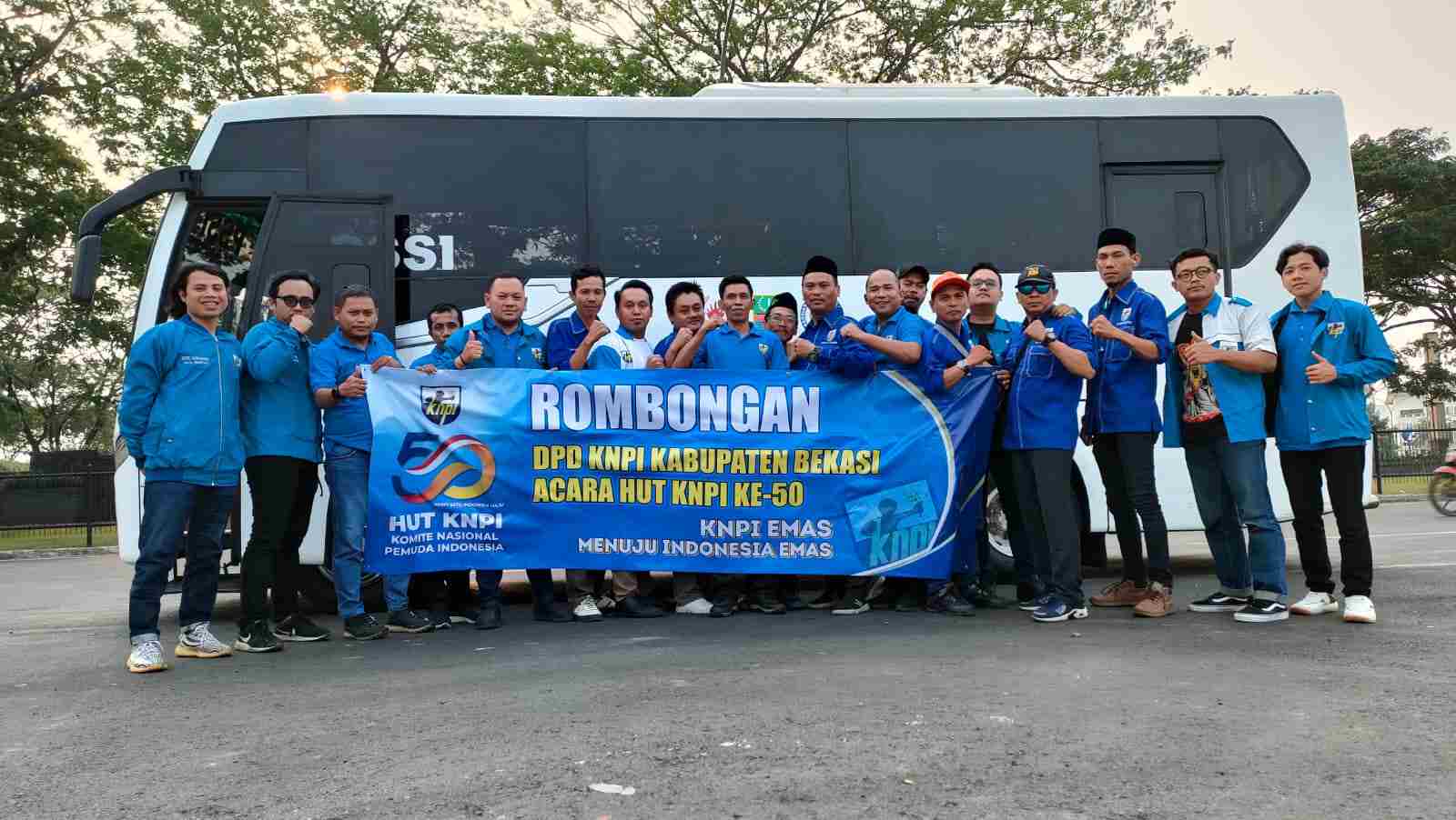 Kontingan DPD KNPI Kabupaten Bekasi, Hadiri HUT KNPI ke 50 di Jakarta