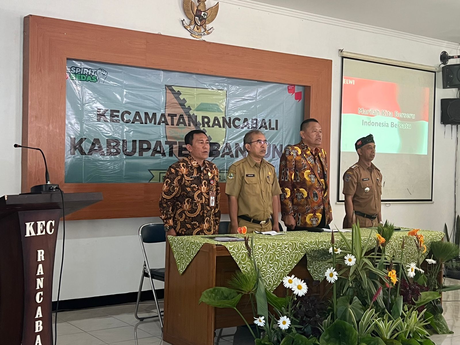 Dosen Fakultas Perlindungan Masyarakat IPDN Jatinangor Laksanakan Kegiatan Pengabdian Kepada Masyarakat di Kecamatan Rancabali Kabupaten Bandung