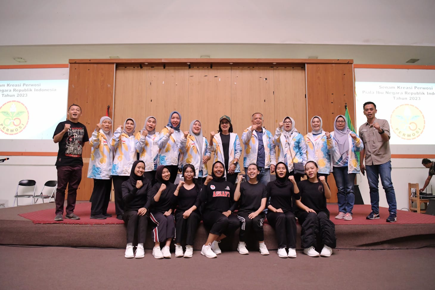 Amanda Soemedi Beri Motivasi Peserta Lomba Senam Kreasi Piala Ibu Negara RI 1 IMG 20231003 WA0052