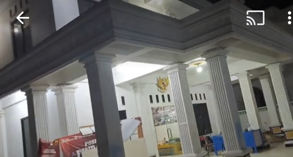 Keterangan gambar:Bangunan Desa Karangsetia Kecamatan Karangbahagia  Bekasi