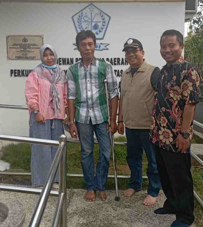 Kunjungan Kepala Dinas Sosial Sumbawa Barat Ke Sekertariat DPD PPDI NTB
