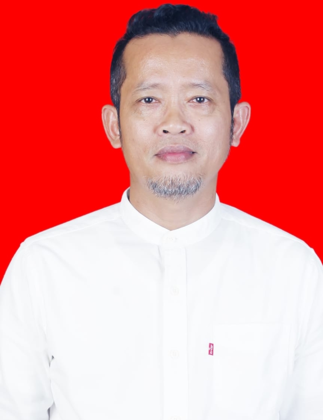 Ergat  Bustomi ketua umum LSM KOMPI